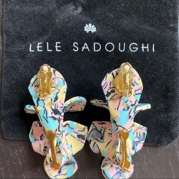 NWOT Anthro Lele Sadoughi Floral Earrings Clip on - Picture 6 of 6
